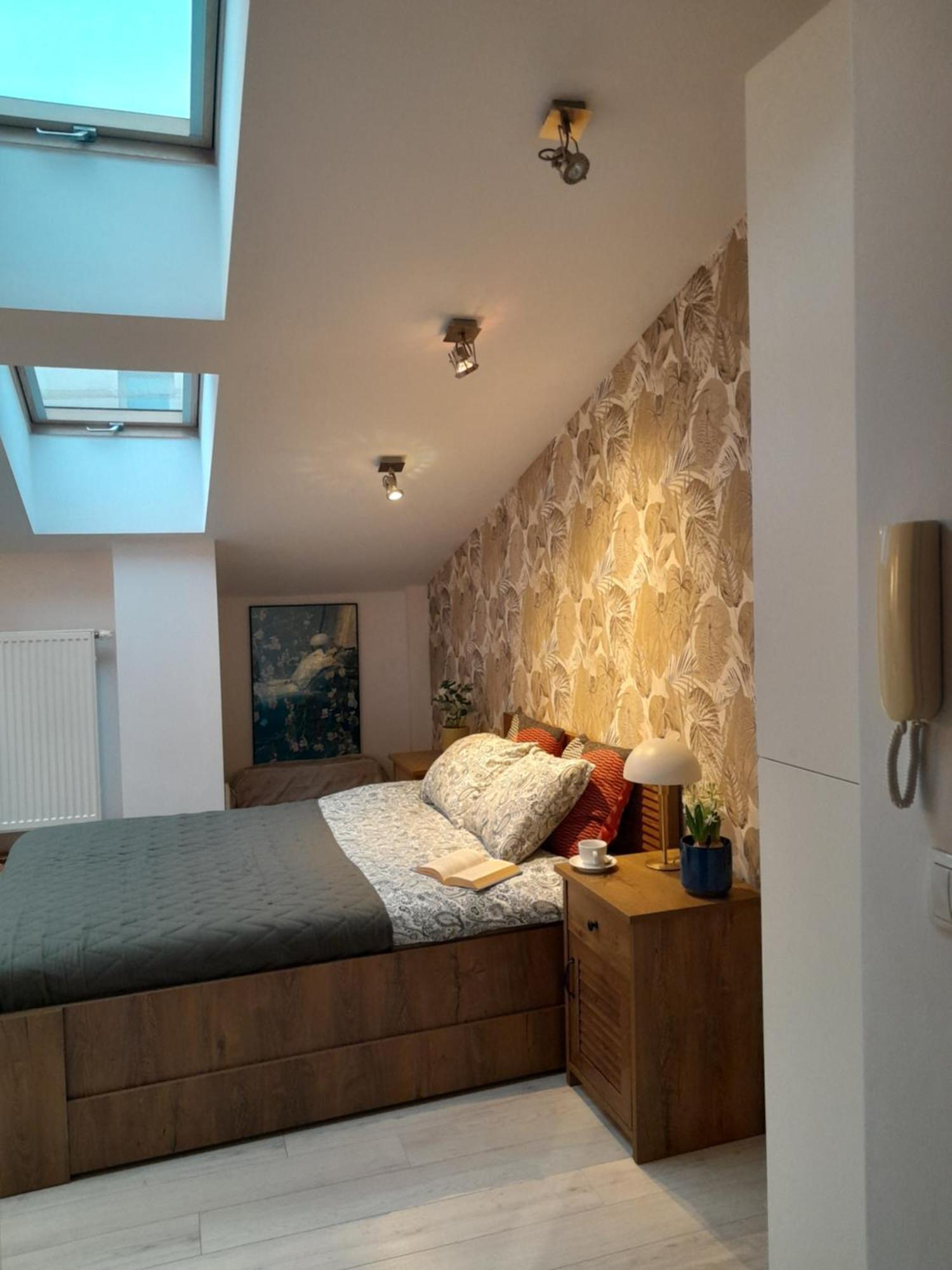 Old Town Premium Apartment Kazimierz - Synagogue View Krakow Exterior photo